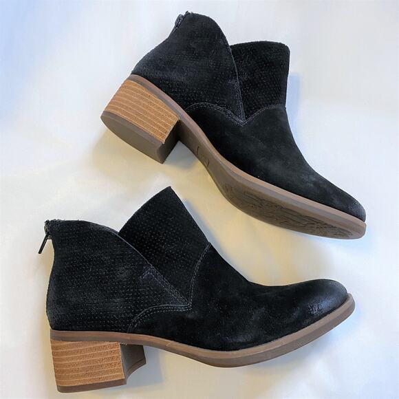 KORKS Black Suede Maldon Bootie 6M - Picture 6 of 11